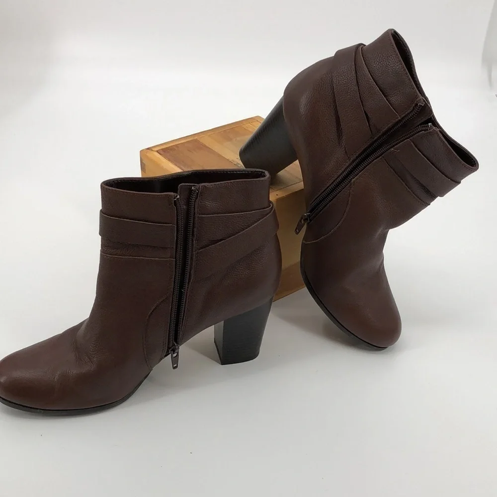 Cole Haan Signature Grand OS Booties Size 11B (H15-BR W02757 11B) Golden Buckle